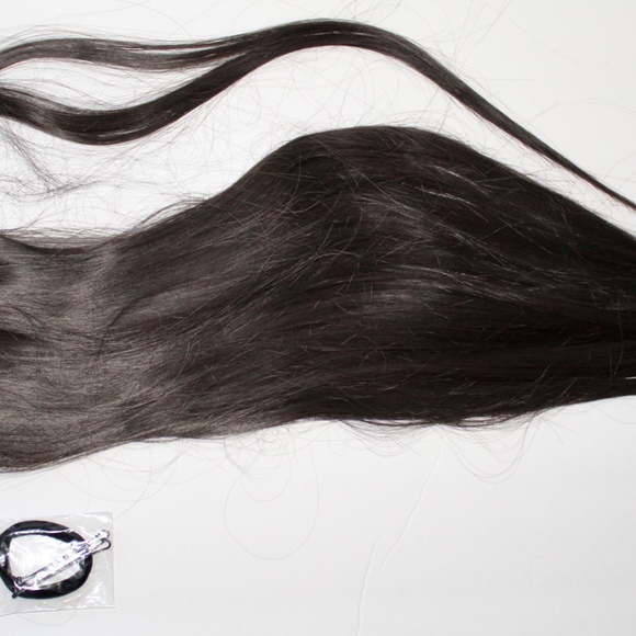 26 inch Ponytail Extension Long Straight Wrap Around Clip in Synthetic Hair - Picture 3 of 6